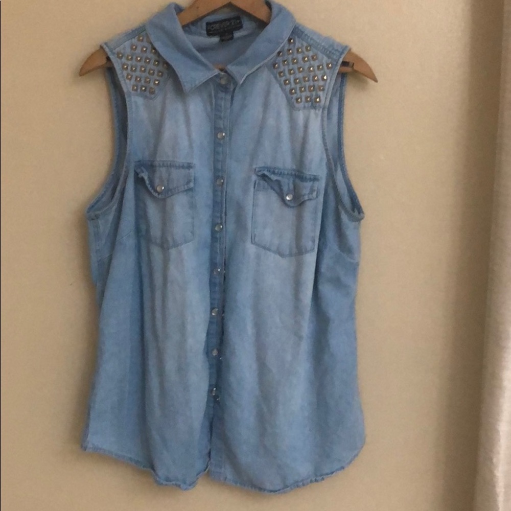 Chambray studded shirt